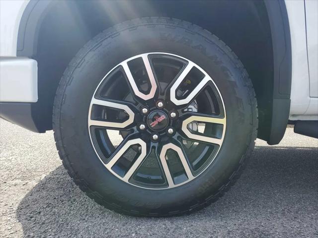 2026 GMC Sierra 1500 Crew Cab, Short Bed, AT4, 4WD