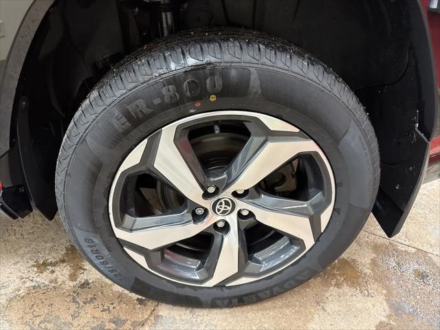 2024 Toyota RAV4 Prime SE