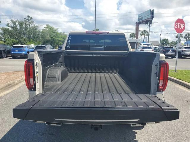 2026 GMC Sierra 1500 Crew Cab, Standard Bed, AT4, 4WD