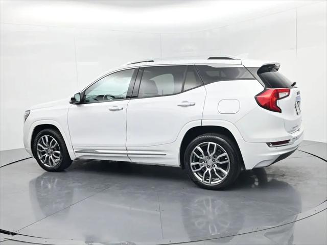 2023 GMC Terrain AWD Denali