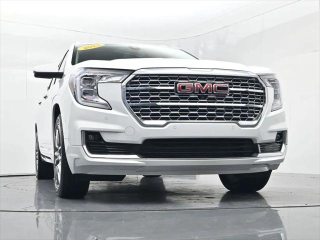 2023 GMC Terrain AWD Denali