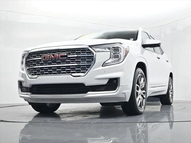 2023 GMC Terrain AWD Denali
