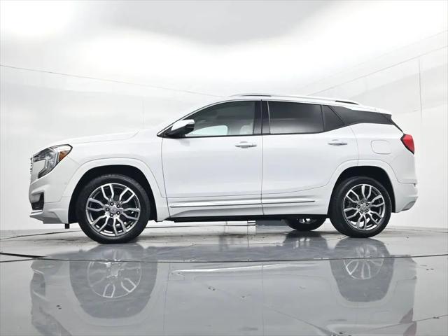 2023 GMC Terrain AWD Denali