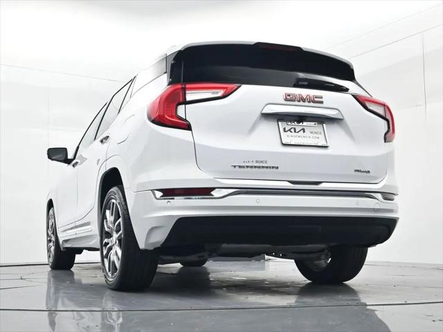 2023 GMC Terrain AWD Denali