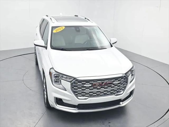 2023 GMC Terrain AWD Denali