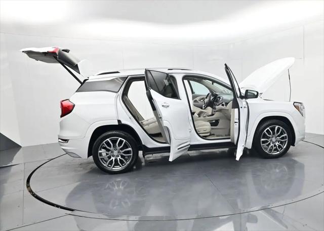 2023 GMC Terrain AWD Denali