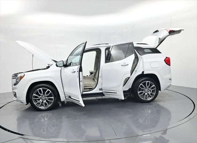 2023 GMC Terrain AWD Denali