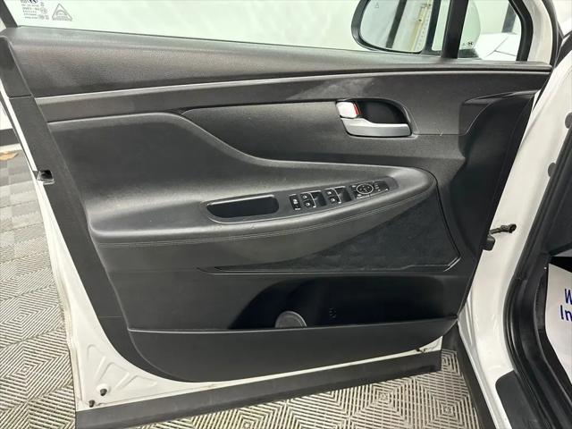 2023 Hyundai Santa Fe SE