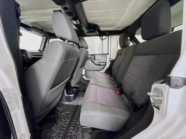 2012 Jeep Wrangler Unlimited Sahara