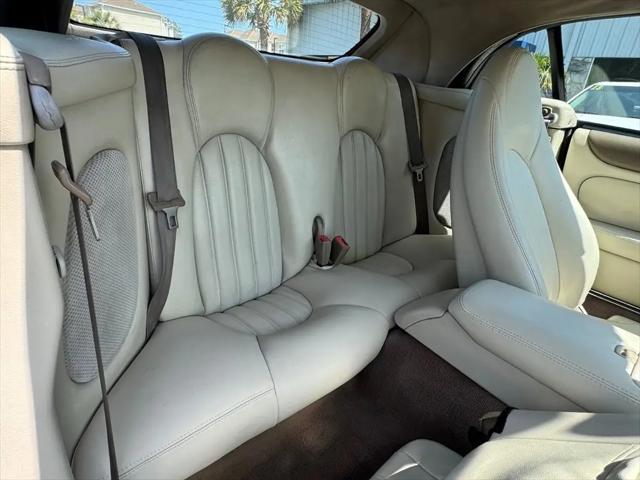 2000 Jaguar XK8 Standard
