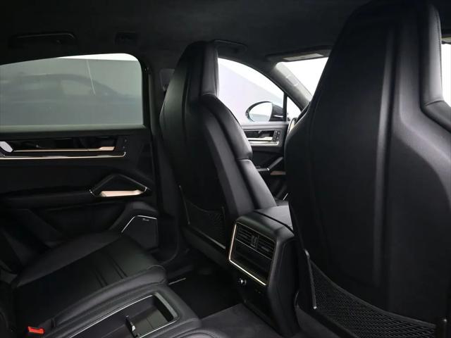 2024 Porsche Cayenne Turbo GT