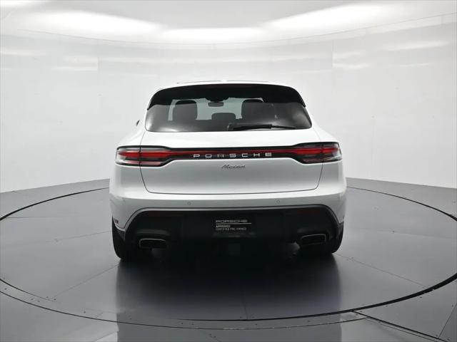 2026 Porsche Macan Macan