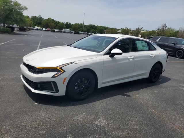 2026 Kia K5 LXS FWD
