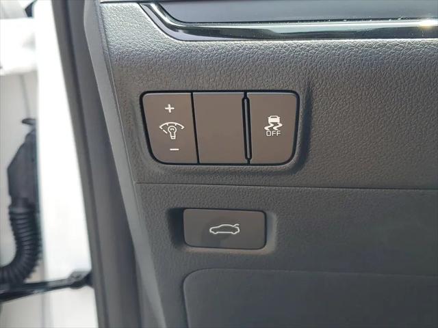 2026 Kia K5 LXS FWD