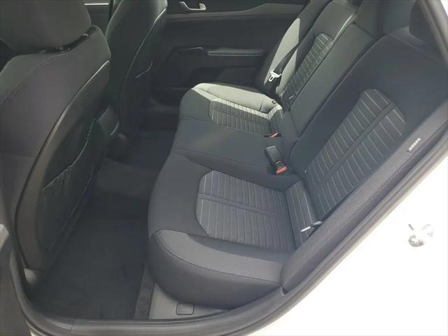 2026 Kia K5 LXS FWD