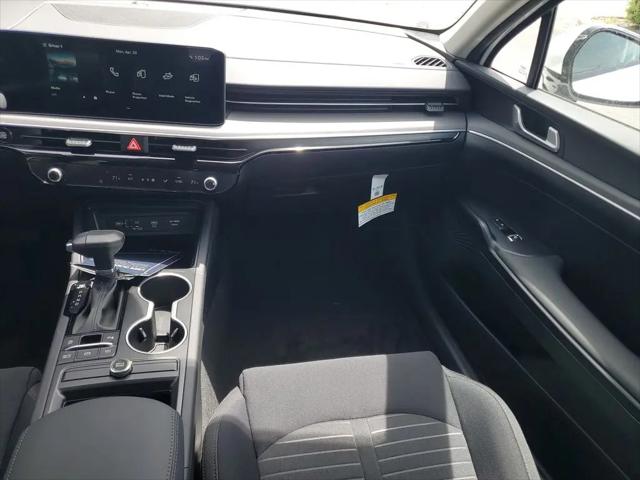 2026 Kia K5 LXS FWD