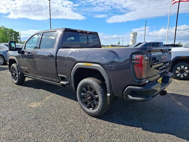2026 GMC Sierra 2500HD Crew Cab, Standard Bed, AT4, 4WD