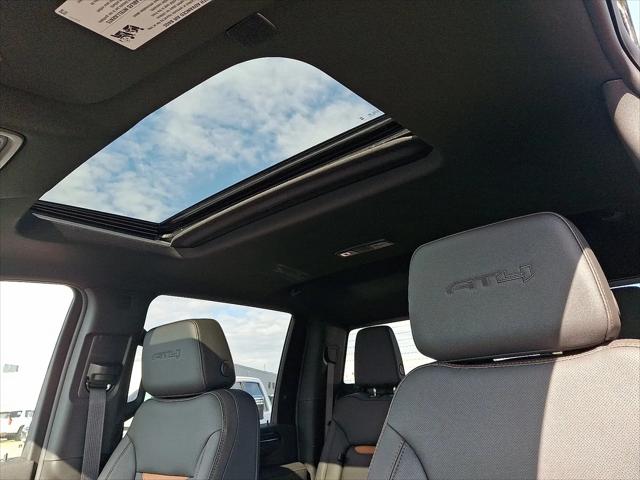 2026 GMC Sierra 2500HD Crew Cab, Standard Bed, AT4, 4WD