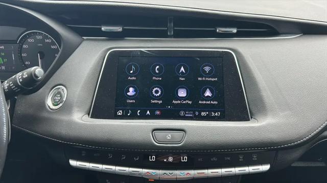 2023 Cadillac XT4 AWD Premium Luxury