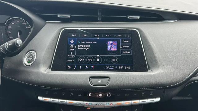 2023 Cadillac XT4 AWD Premium Luxury