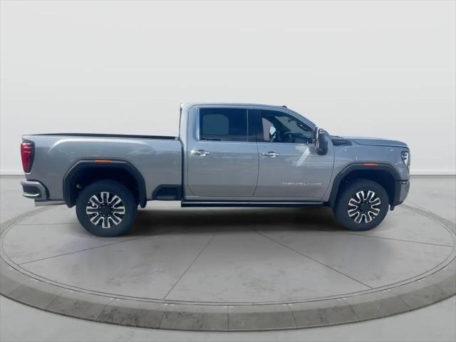 2026 GMC Sierra 2500HD Crew Cab, Standard Bed, Denali Ultimate, 4WD