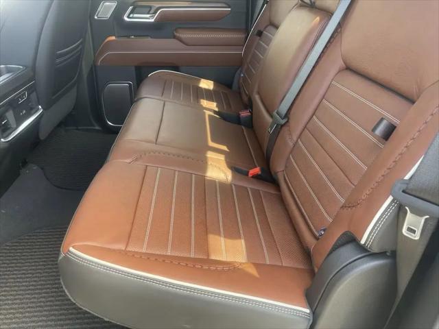 2026 GMC Sierra 2500HD Crew Cab, Standard Bed, Denali Ultimate, 4WD
