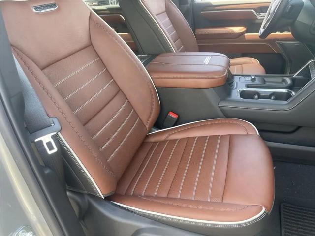 2026 GMC Sierra 2500HD Crew Cab, Standard Bed, Denali Ultimate, 4WD