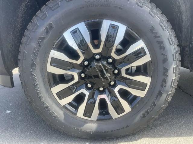 2026 GMC Sierra 2500HD Crew Cab, Standard Bed, Denali Ultimate, 4WD