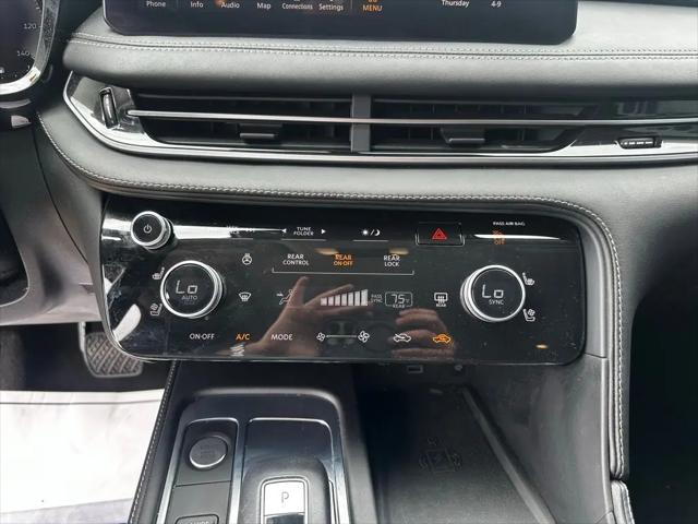 2023 INFINITI QX60 LUXE AWD