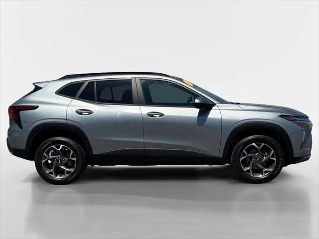 2024 Chevrolet Trax FWD LT