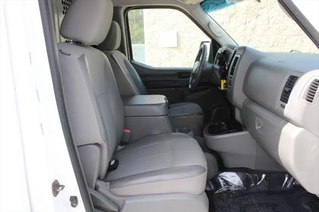 2016 Nissan 2500 SV V6
