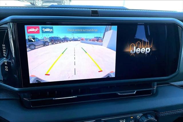 2026 Jeep Gladiator Sport