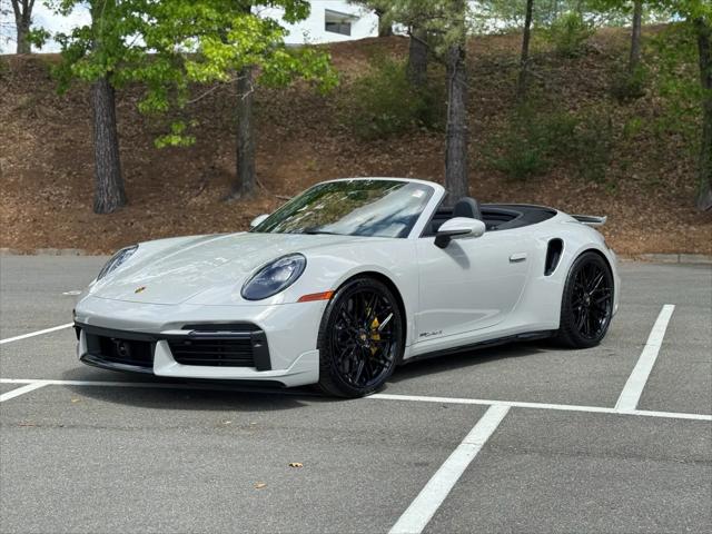 2022 Porsche 911 Turbo S Cabriolet
