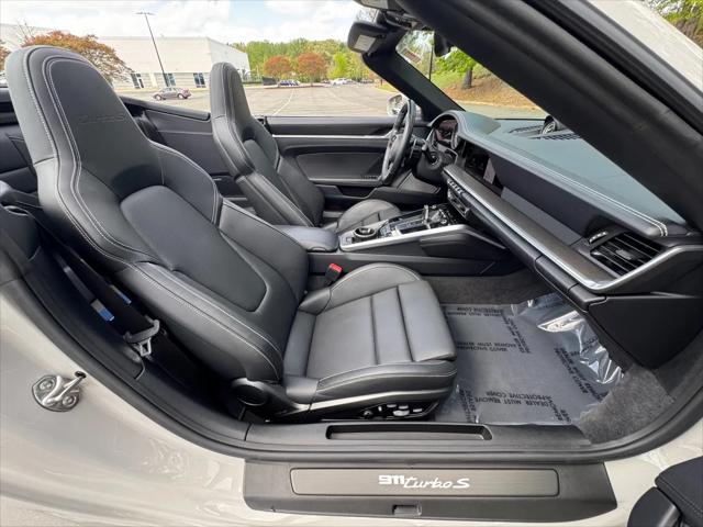 2022 Porsche 911 Turbo S Cabriolet
