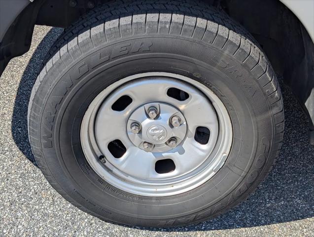 2022 Ram 1500 Classic Tradesman Regular Cab 4x4 8' Box