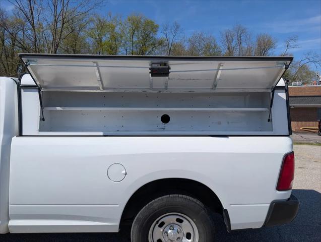2022 Ram 1500 Classic Tradesman Regular Cab 4x4 8' Box