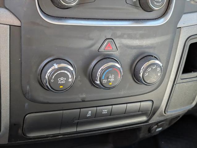2022 Ram 1500 Classic Tradesman Regular Cab 4x4 8' Box