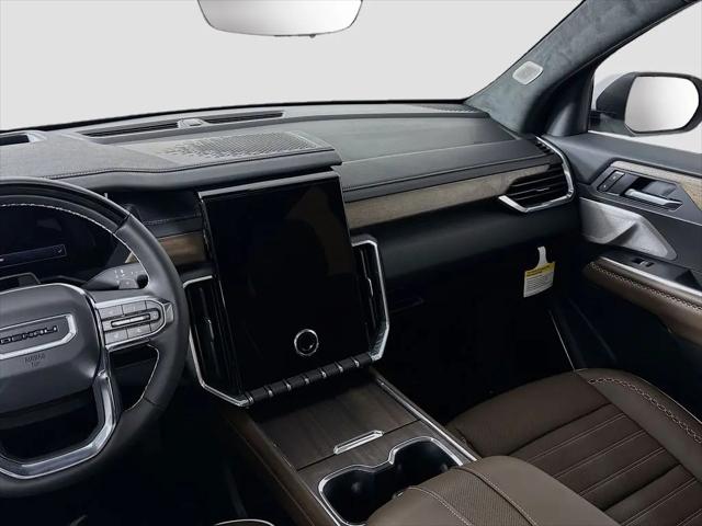 2026 GMC Acadia Denali Ultimate AWD