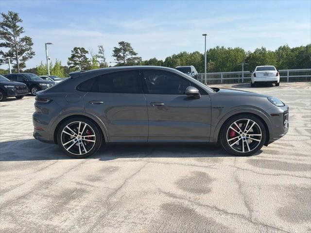 2024 Porsche Cayenne E-Hybrid S