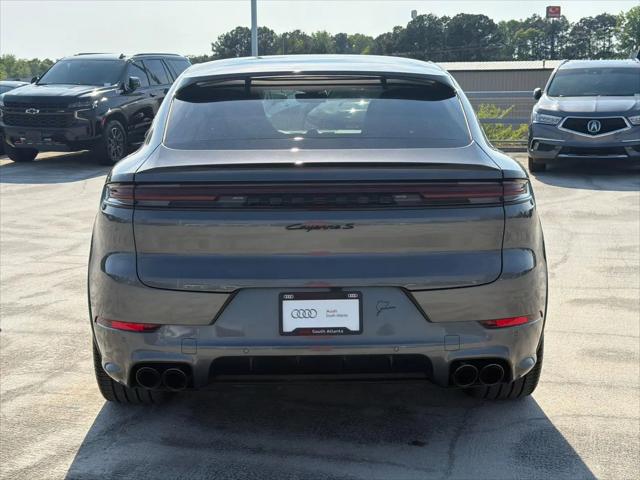 2024 Porsche Cayenne E-Hybrid S