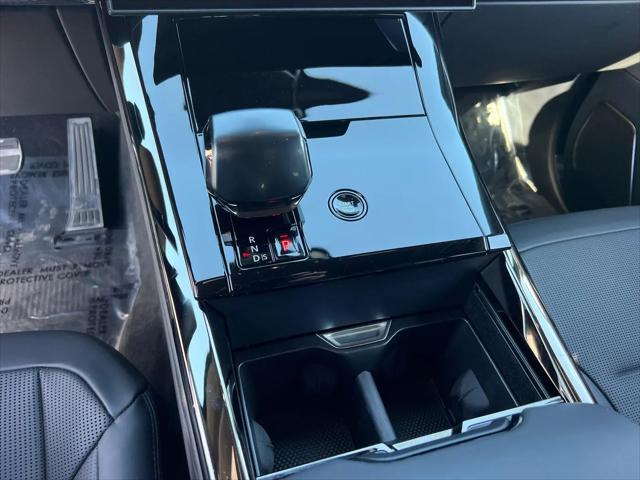 2025 Land Rover Range Rover Sport P635 SV Edition Two