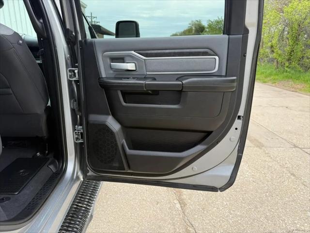 2023 Ram 2500 Big Horn Crew Cab 4x4 6'4" Box