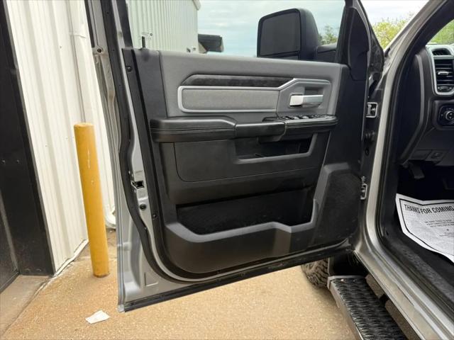 2023 Ram 2500 Big Horn Crew Cab 4x4 6'4" Box