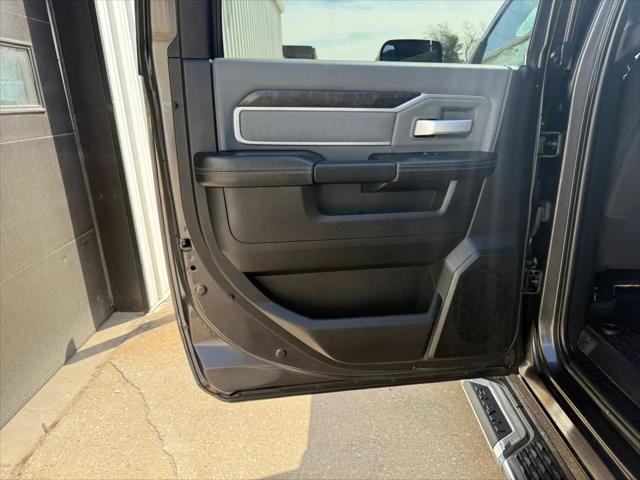 2022 Ram 3500 Big Horn Mega Cab 4x4 6'4" Box
