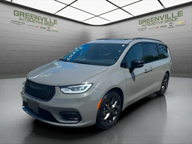 2025 Chrysler Pacifica Limited for sale in Greenville, AL