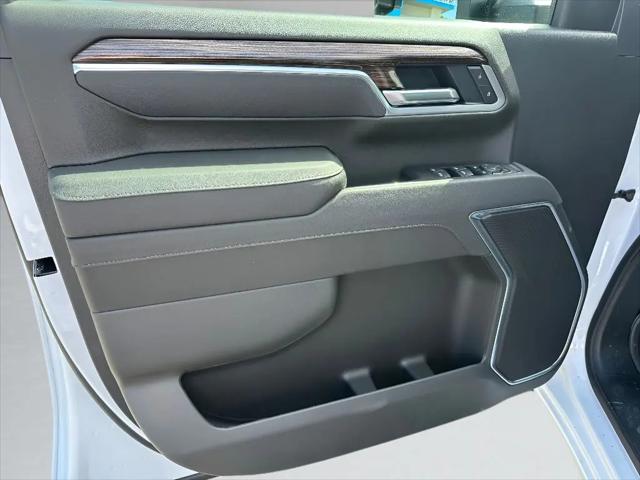 2026 Chevrolet Silverado 2500HD Crew Cab, Standard Bed, LT, 4WD