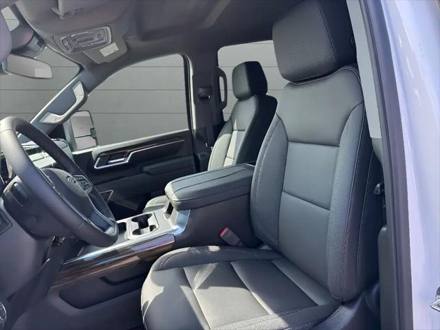 2026 Chevrolet Silverado 2500HD Crew Cab, Standard Bed, LT, 4WD