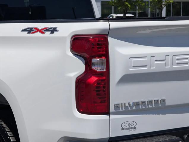 2025 Chevrolet Silverado 1500 4WD Double Cab Standard Bed Custom