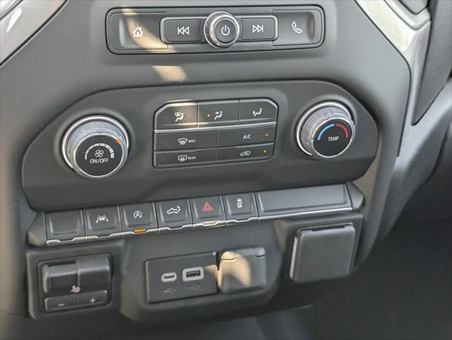 2025 Chevrolet Silverado 1500 4WD Double Cab Standard Bed Custom