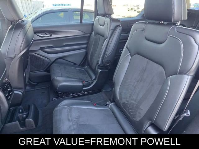 2023 Jeep Grand Cherokee L Altitude 4x4